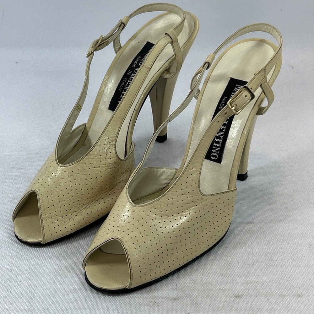 Vintage Mario Valentino Perforated Heels 6 36.5 Made in Italy Beige Peep Toe 80s